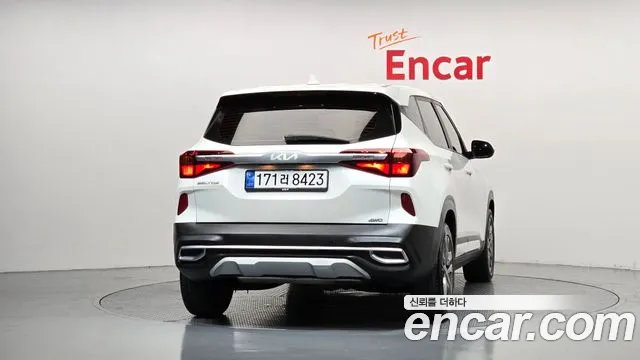Kia Seltos — Фото автомобиля 4