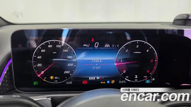 Mercedes-Benz GLB-Class X247 — Фото автомобиля 11