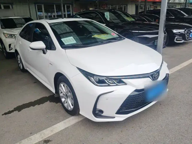 Toyota Corolla — Фото автомобиля 3