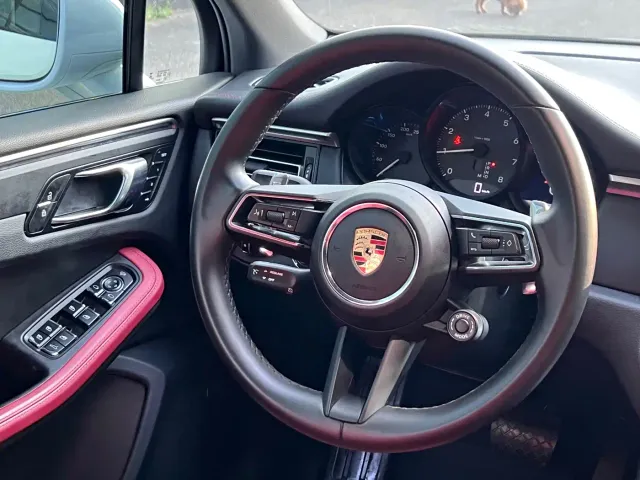 Porsche Macan — Фото автомобиля 8