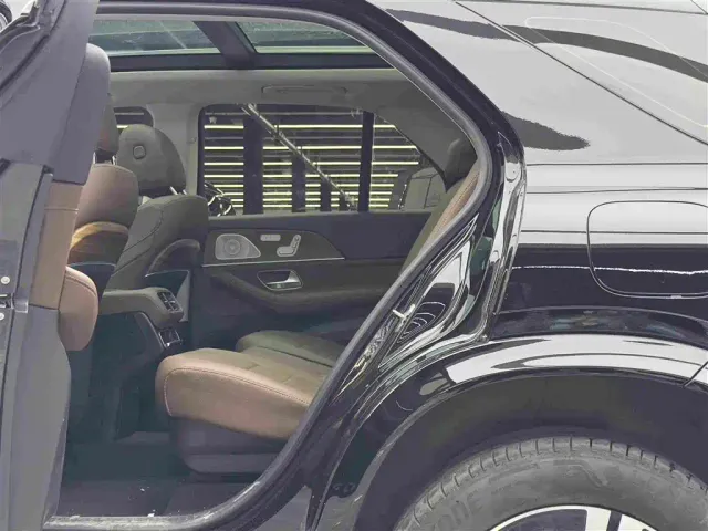 Mercedes-Benz GLE-Class — Фото автомобиля 9