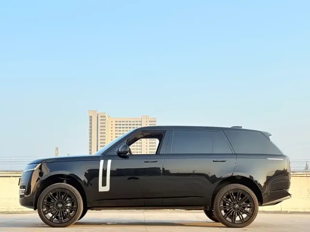 Land Rover Range Rover — Фото автомобиля 11