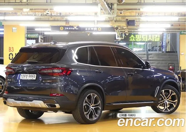 BMW X5 — Фото автомобиля 2