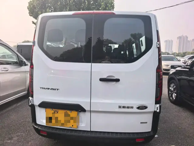 Ford Transit 2023 2.0T Petrol Auto Business Travel Mid-Axis Mid-Roof 10/11/12-seater — Фото автомобиля 14