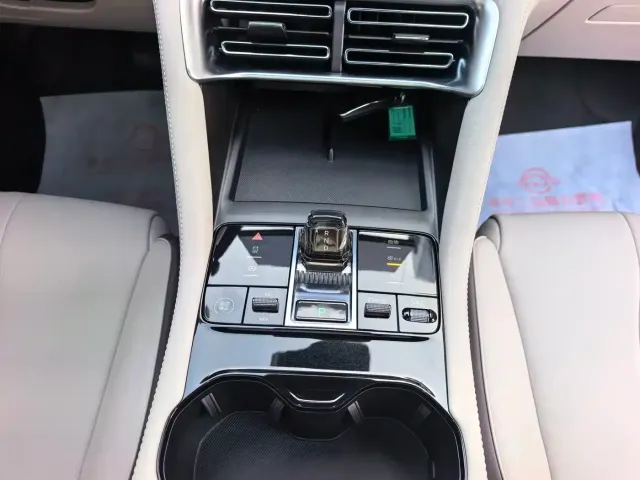 BYD Song PLUS — Фото автомобиля 12