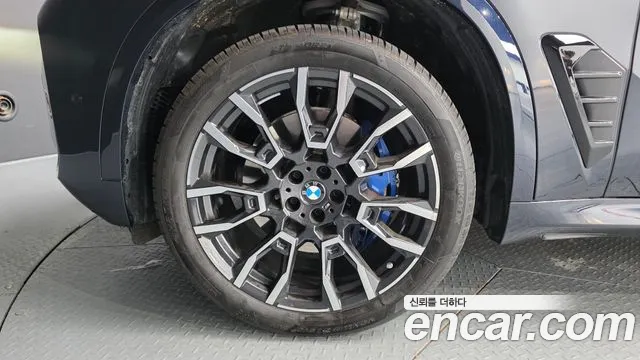 BMW X5 xDrive 40i M Sport — Фото автомобиля 4