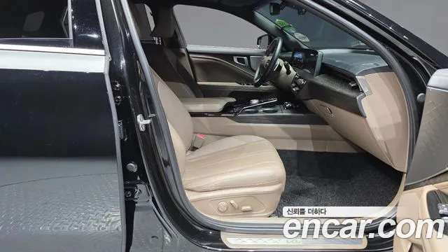 Kia K8 2.5 Бензин 2WD — Фото автомобиля 21