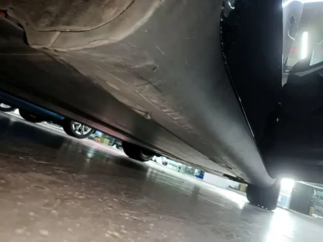Tesla Model Y — Фото автомобиля 20