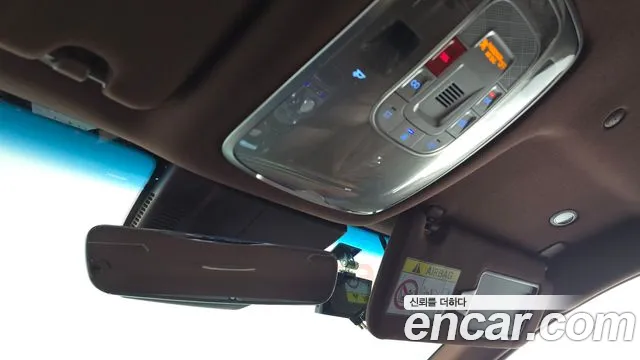 Genesis G90 Бензин 3.5 турбо AWD — Фото автомобиля 13