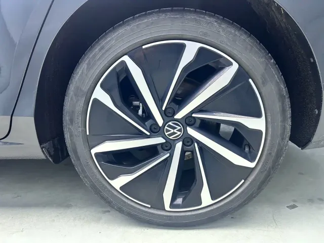 Volkswagen Lamando — Фото автомобиля 23