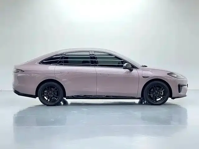 GAC Aion RT — Фото автомобиля 9