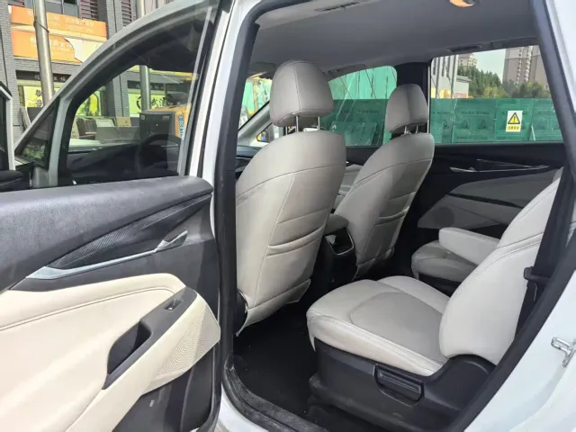 Maxus G50 — Фото автомобиля 4