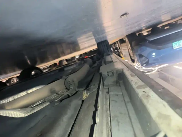 Toyota Sienna — Фото автомобиля 20