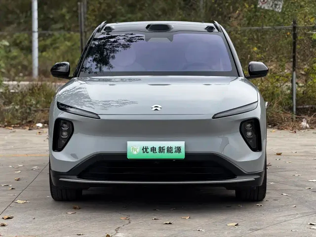 Nio ES6 — Фото автомобиля 2