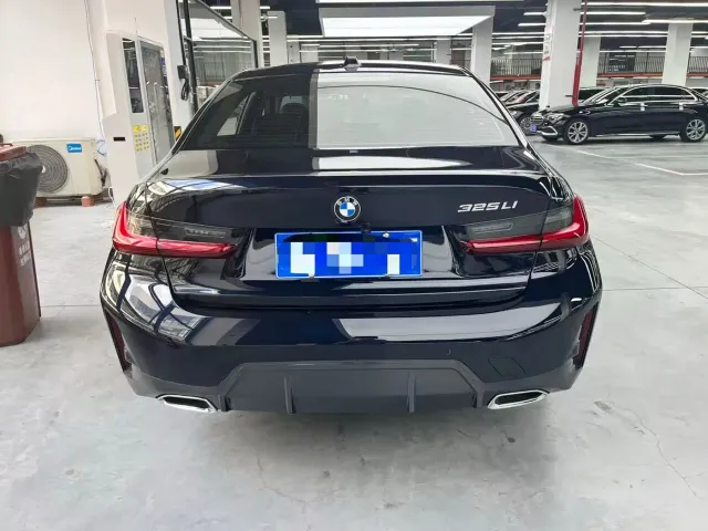 BMW 3 Series — Фото автомобиля 16