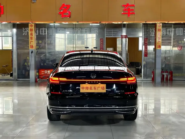 Volkswagen Passat — Фото автомобиля 5