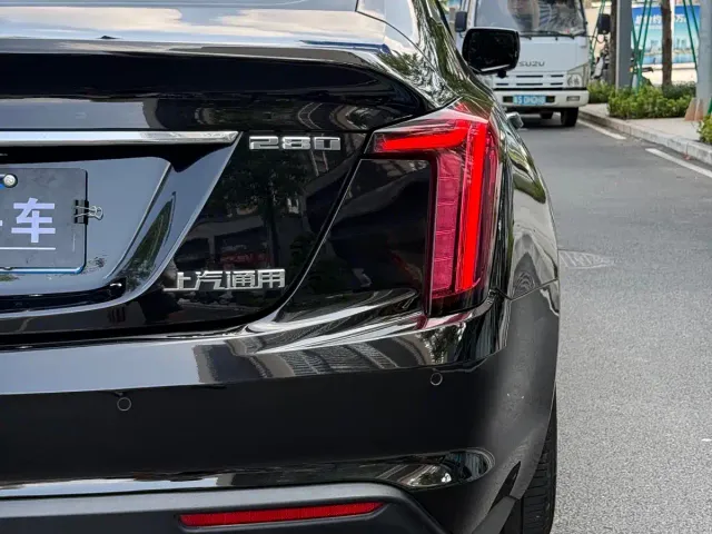 Cadillac CT5 — Фото автомобиля 12