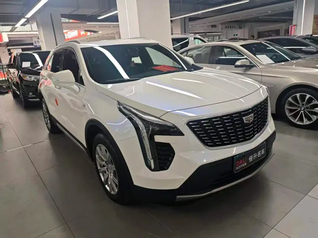 Cadillac XT4 — Фото автомобиля 3