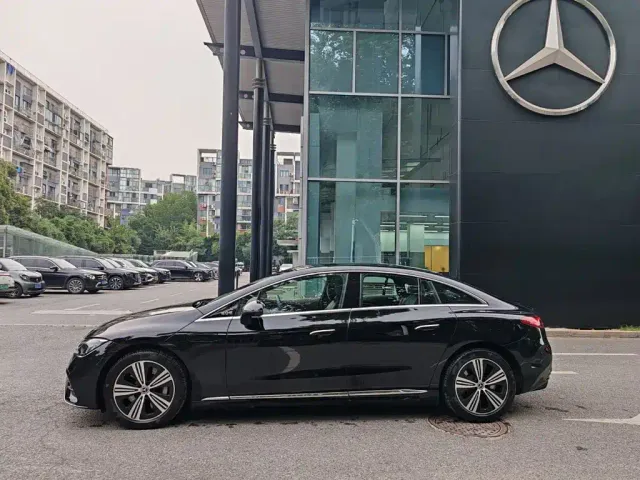Mercedes-Benz Mercedes-Benz EQE 2025 500 4MATIC Pioneer — Фото автомобиля 7