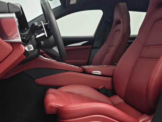 Porsche Panamera — Фото автомобиля 16