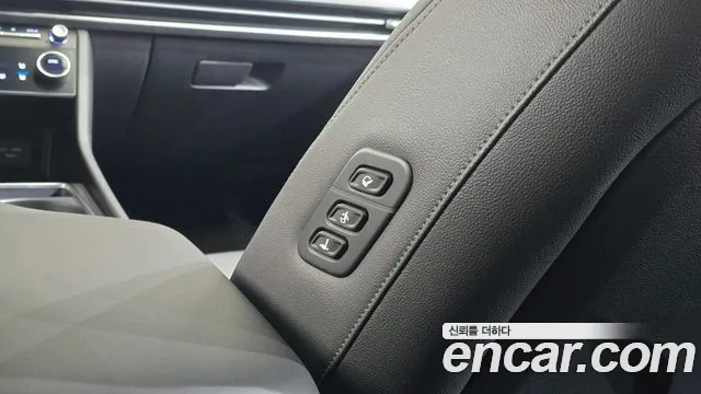 Hyundai Sonata — Фото автомобиля 28