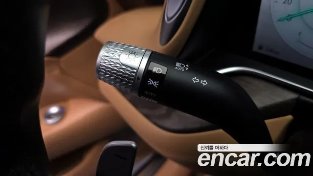 Genesis G90 Бензин 3.5 турбо AWD — Фото автомобиля 24