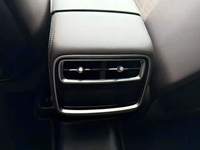Geely Xingyue L — Фото автомобиля 16