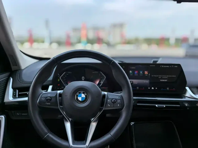 BMW X1 — Фото автомобиля 9