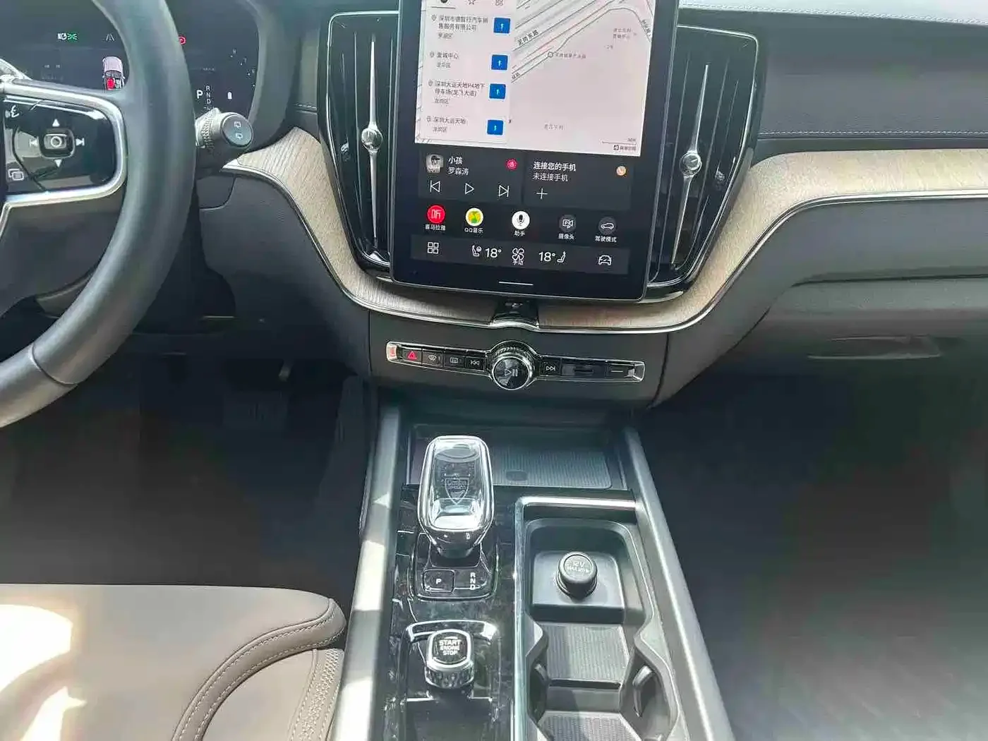 Volvo Volvo XC60 2026 Model B5 AWD Premium Luxury — Фото автомобиля 5