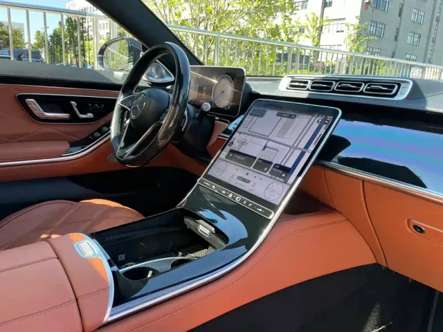 Mercedes-Benz Maybach S-Class — Фото автомобиля 22