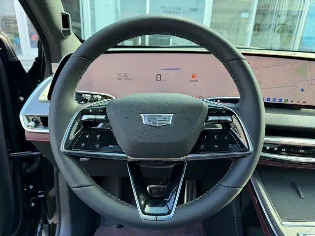 Cadillac XT5 PHEV — Фото автомобиля 7