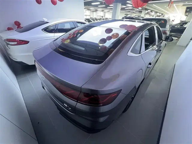 BYD Qin L — Фото автомобиля 6