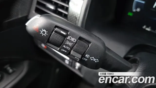 KG_Mobility_Ssangyong Rexton Новый Rexton Sport Khan Дизель 2.2 4WD — Фото автомобиля 29