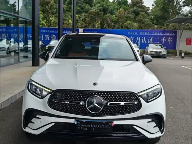 Mercedes-Benz GLC Coupe — Фото автомобиля 2