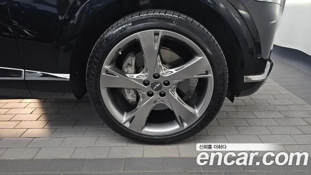 Genesis GV80 — Фото автомобиля 6
