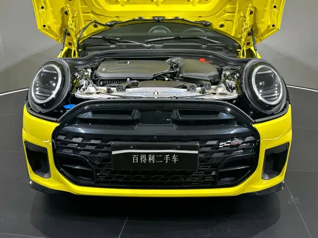 MINI Hatch — Фото автомобиля 9