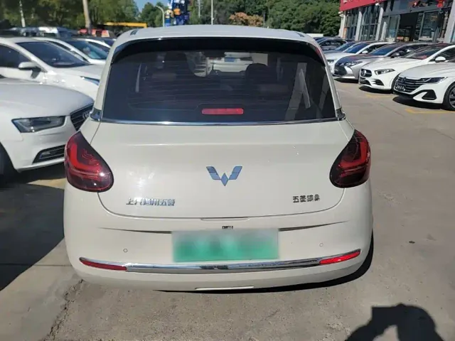 Wuling Bingo — Фото автомобиля 5