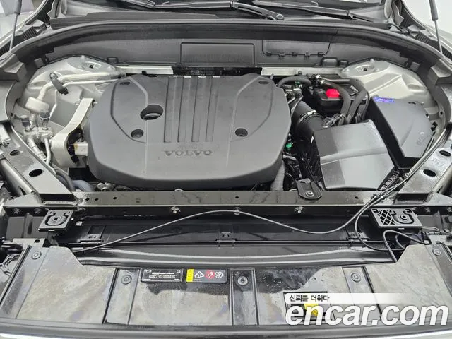 Вольво XC60 — Фото автомобиля 13