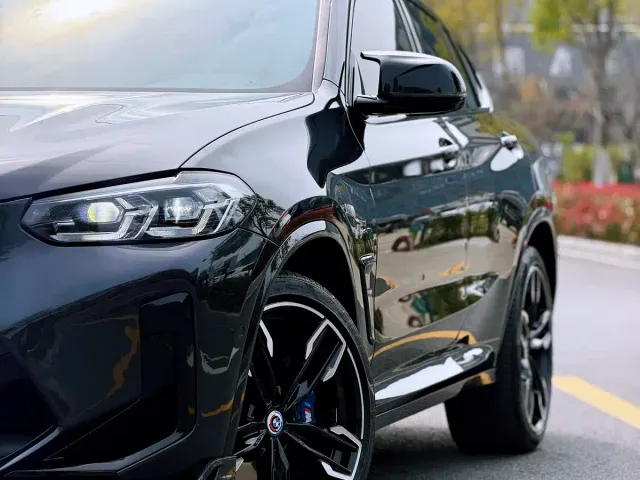 BMW X4 M40i — Фото автомобиля 2