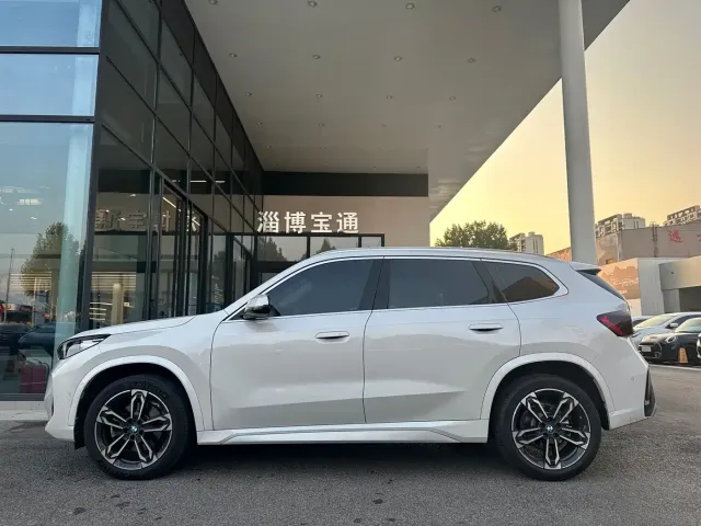 BMW X1 — Фото автомобиля 5
