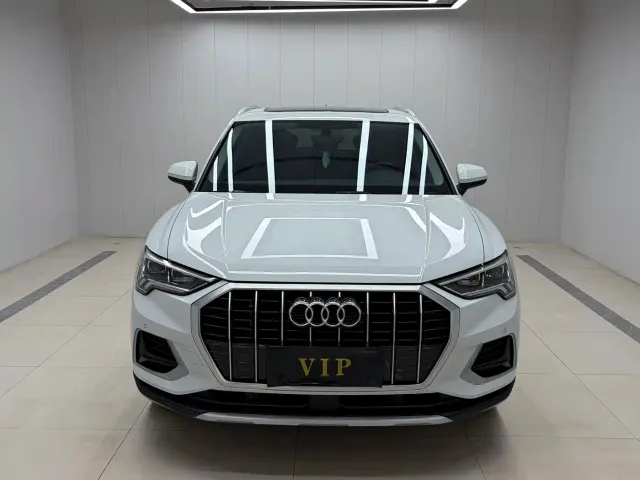 Audi Q3 — Фото автомобиля 2
