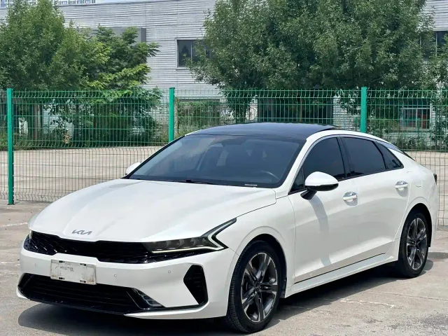 Фотография автомобиля — Kia K5