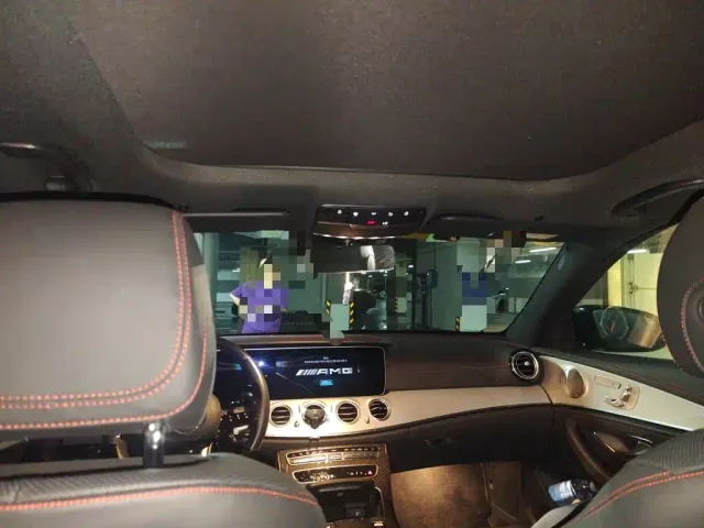 Mercedes-Benz E-Class AMG — Фото автомобиля 19