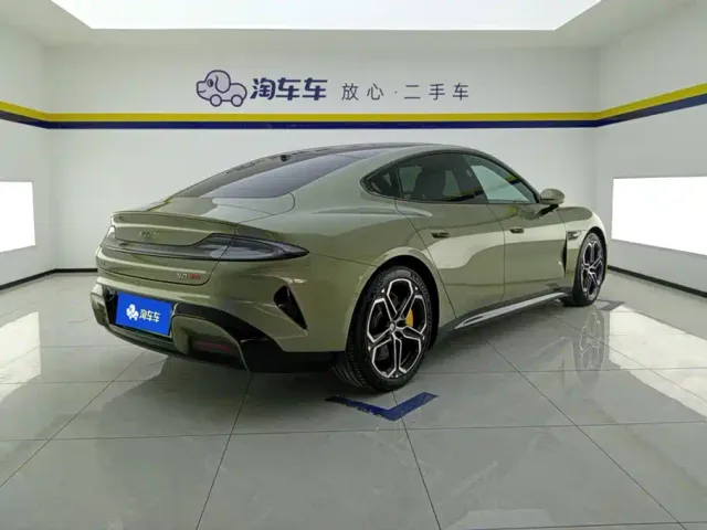 Xiaomi SU7 — Фото автомобиля 3