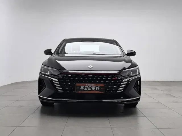 Dongfeng Yixuan MAX — Фото автомобиля 3