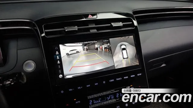 Hyundai Tucson Tucson (NX4) Бензин 1.6 турбо 2WD — Фото автомобиля 14