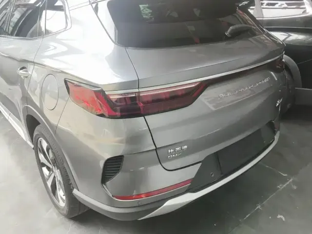 BYD Song PLUS PHEV 2021 DM-i 110KM Flagship PLUS — Фото автомобиля 4