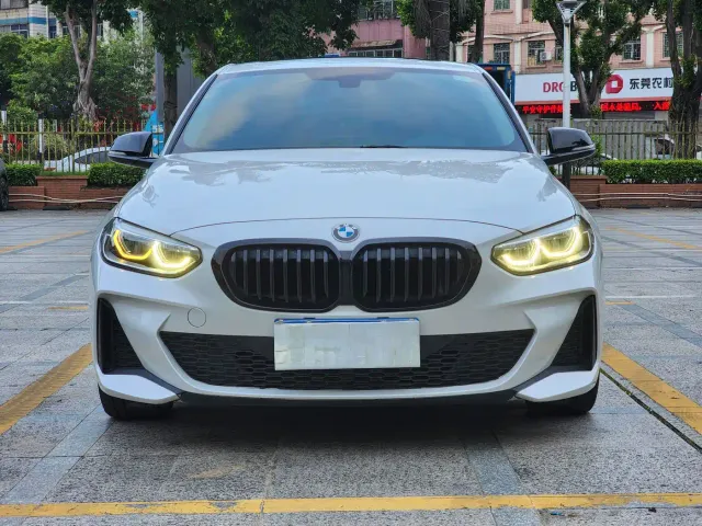 BMW 1 Series — Фото автомобиля 2