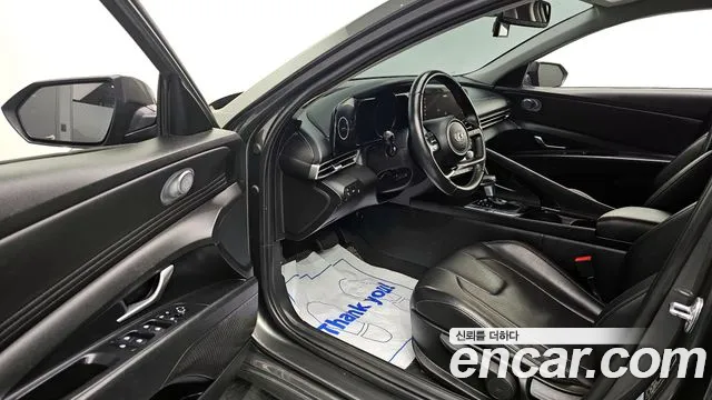 Hyundai AVANTE Avante (CN7) — Фото автомобиля 10