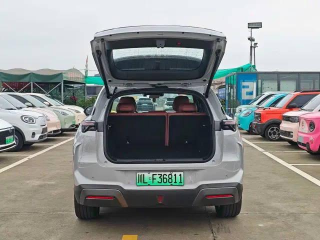 Arcfox Alpha T5 — Фото автомобиля 13